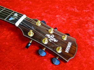 Yamaha APX1200 – headstock