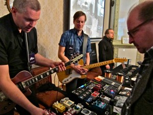 Kimmo Aroluoma + Jani Marjoniemi – Custom Sounds