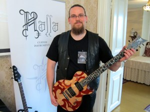 Ville Mattila – Halla Custom Instruments
