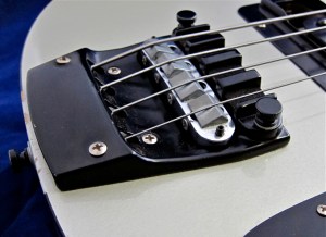 Rickenbacker 4003 – bridge