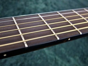 Walden CD4040-CERT – fretboard