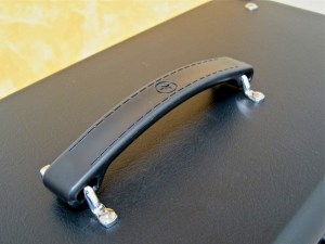 Blackstar ID60 TVP – top handle
