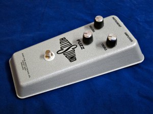 Rotosound Fuzz – side view