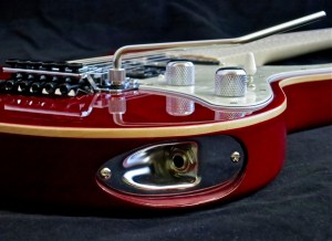 LTD Elite ST-1 – output jack