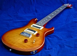 PRS SE Custom 24-7 – beauty shot