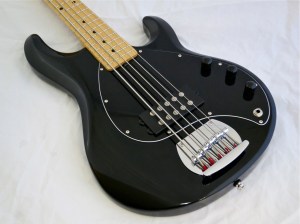 Sterling SUB Ray5 – body beauty