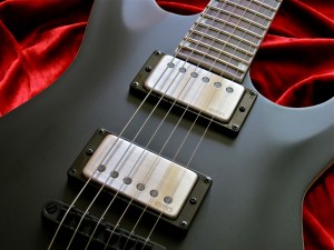 LTD AJ-1 – pickups