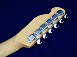 Tokai ATE-33N Thinline – tuners