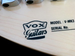 Vox Mark III – Vox crest