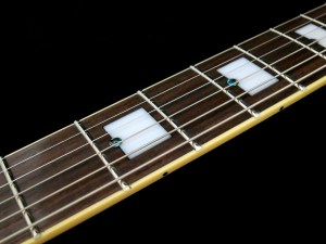 Italia Fiorano Standard – fretboard