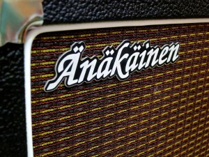 Änäkäinen Rumble Black – logo 2