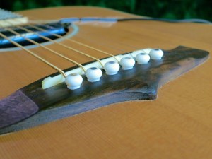 String change steel string – pin height