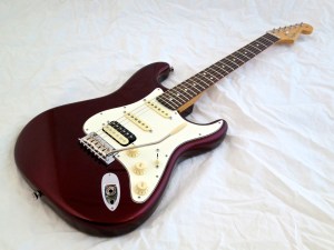 Fender Am Std Stratocaster HSS Shawbucker – beauty shot 1