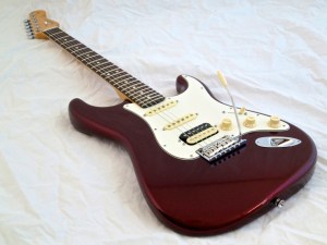 Fender Am Std Stratocaster HSS Shawbucker – beauty shot 2