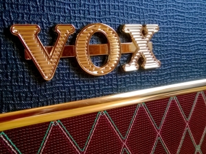 Vox AC10C1 – logo