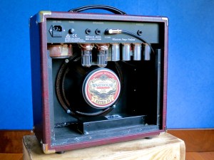 Bluetone Black Prince Reverb – back view