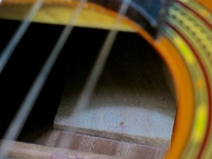 classical-guitars-spanish-heel