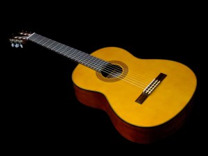 yamaha-cg142s-beauty-shot-new